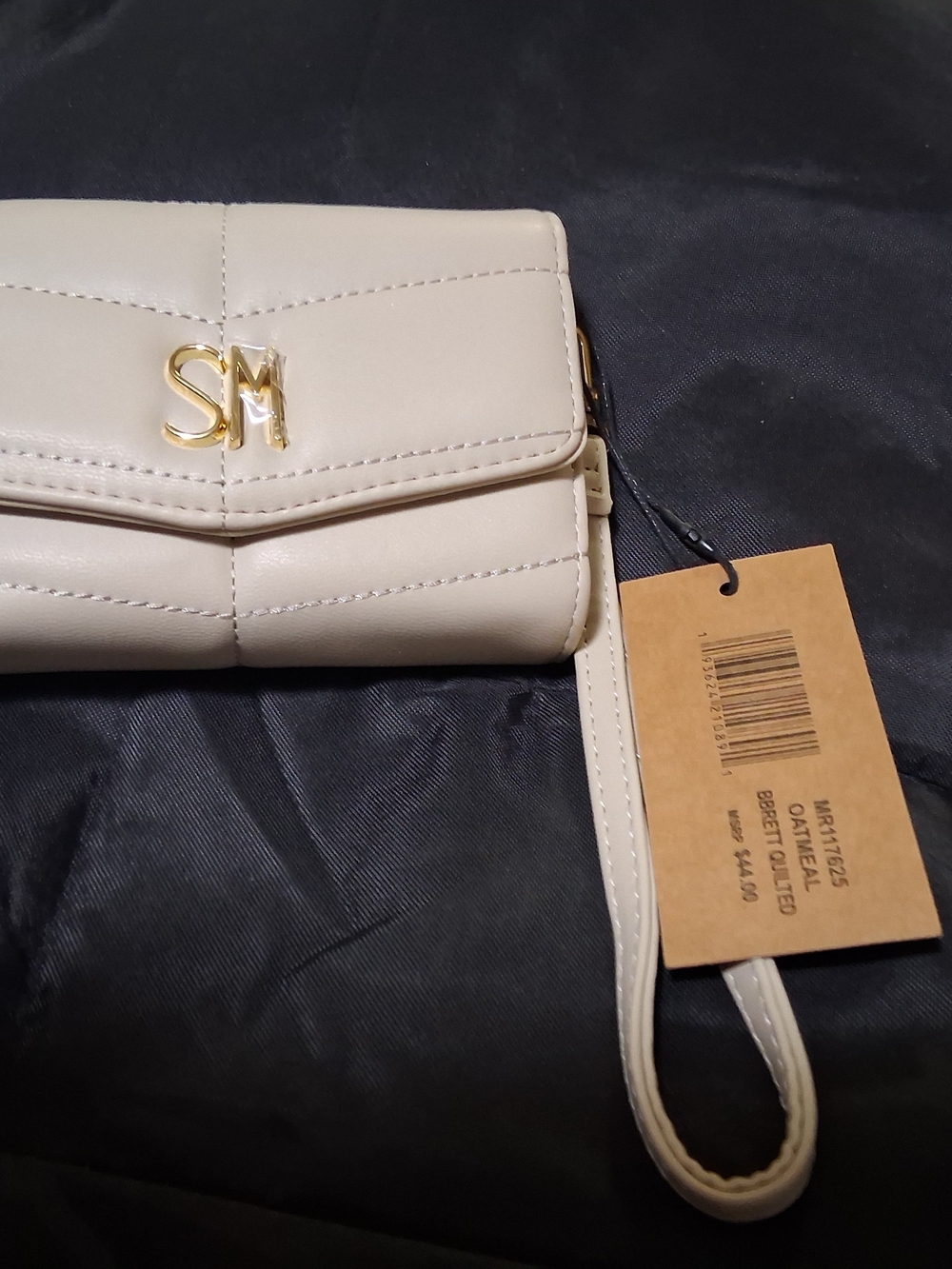 NWT Steve Madden Bbrett Quilted Wristlet Wallet in Oatmeal